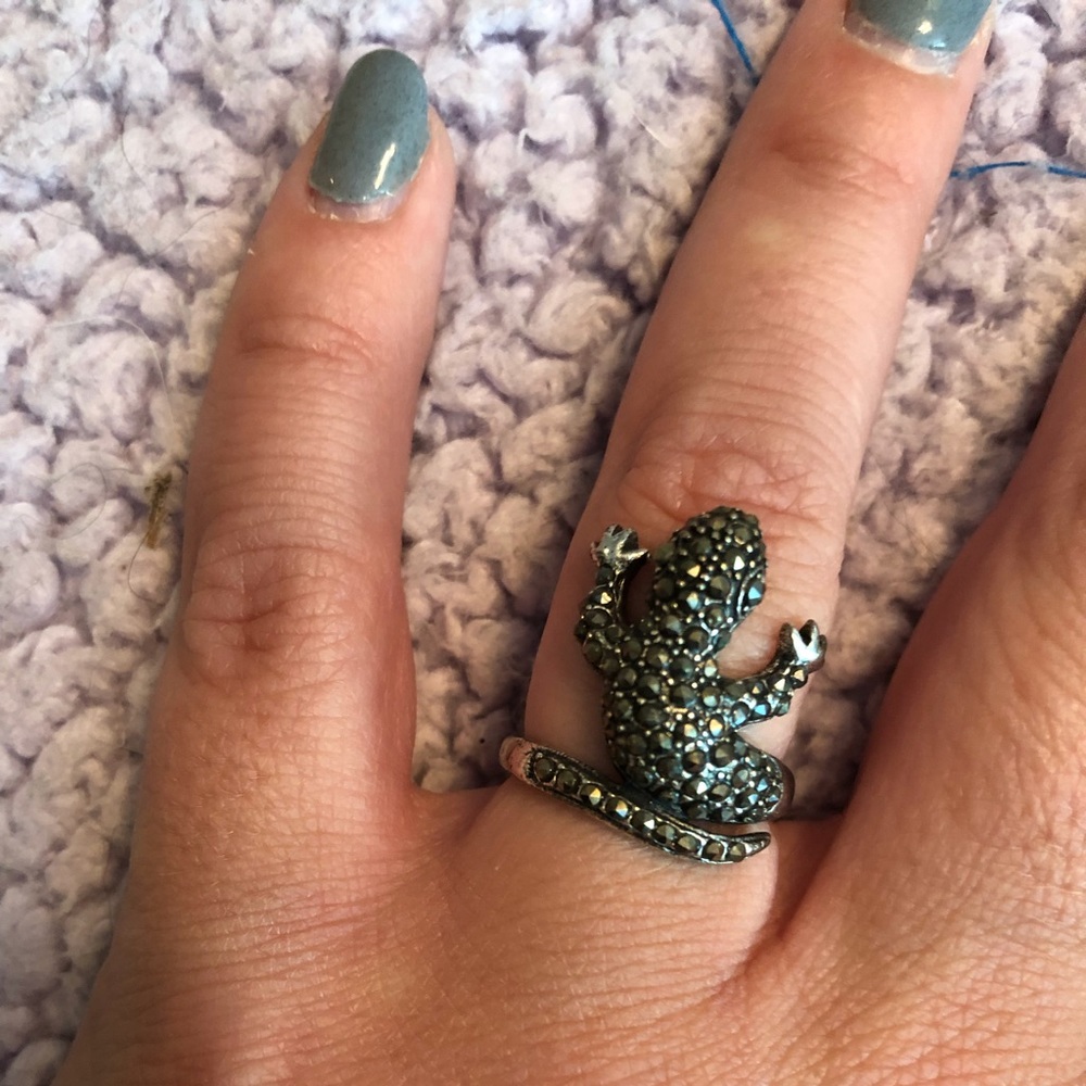 Size 7 lizard ring